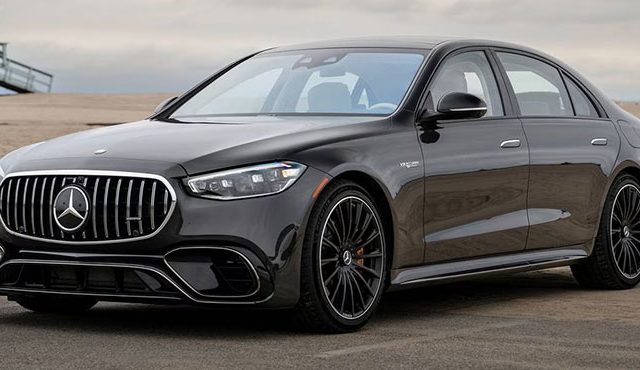 Your Guide to Renting a Mercedes-Benz in Pakistan