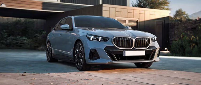 luxury car rental karachi