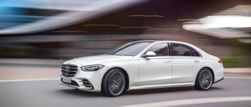 Luxury Car Rental at Karachi Airport